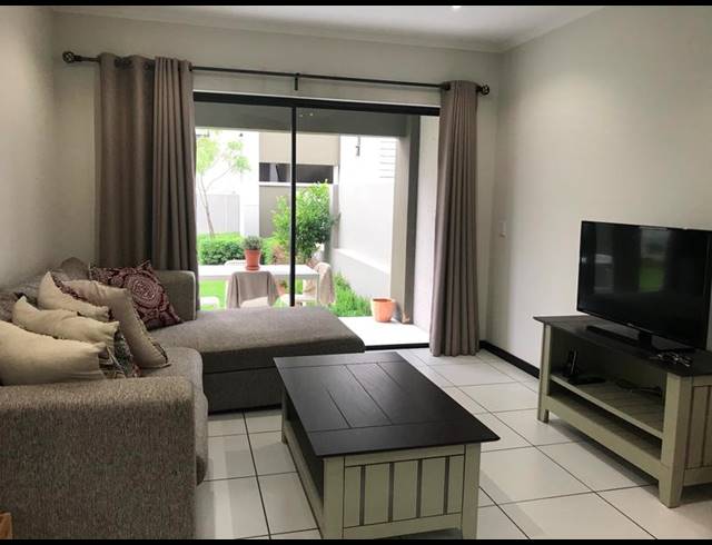 1 BEDROOM APARTMENT FOR SALE IN LONEHILL